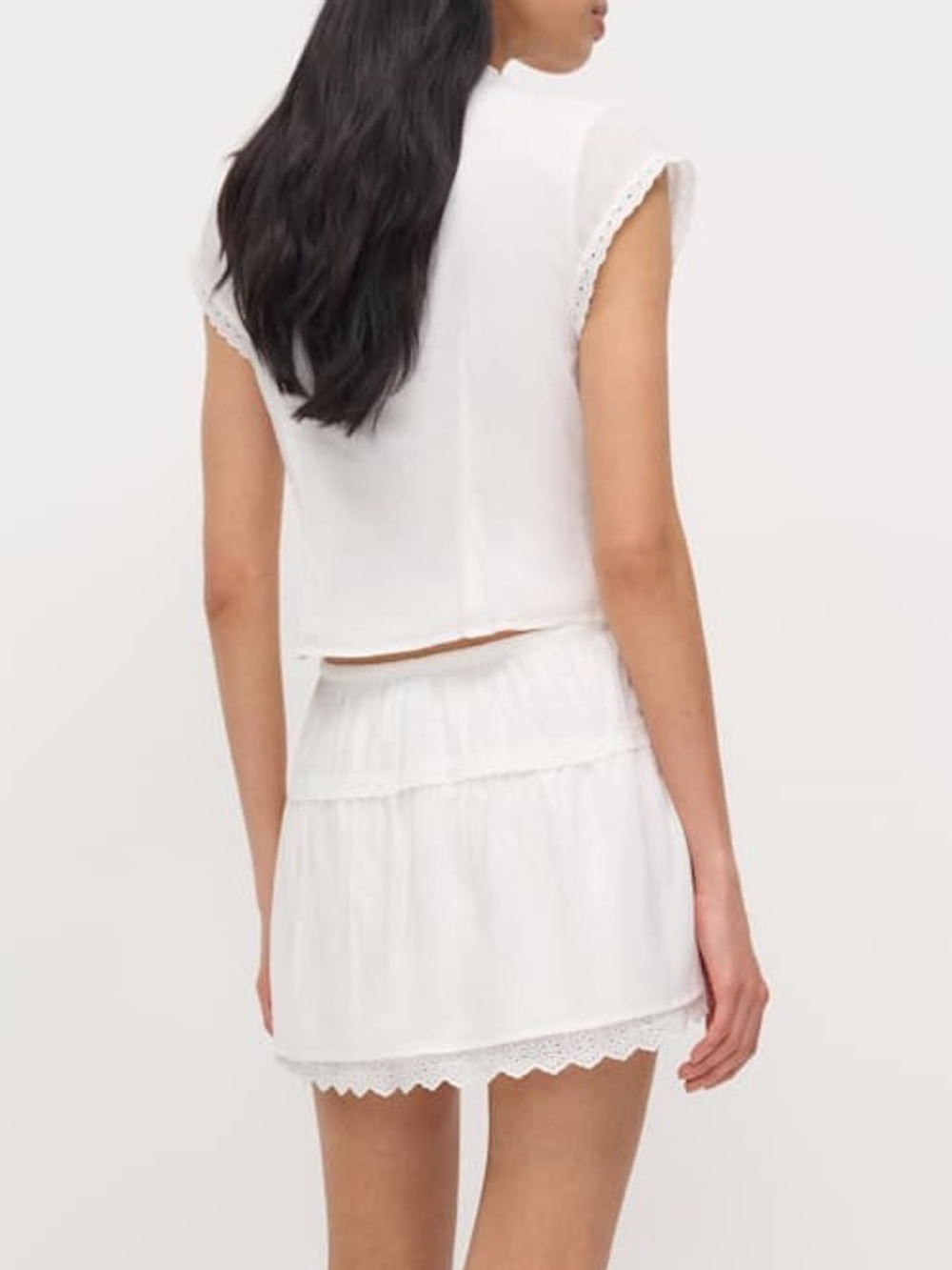 NWT Reformation Valetta Two Piece Set in White. MSRP $278. - Picture 3 of 12